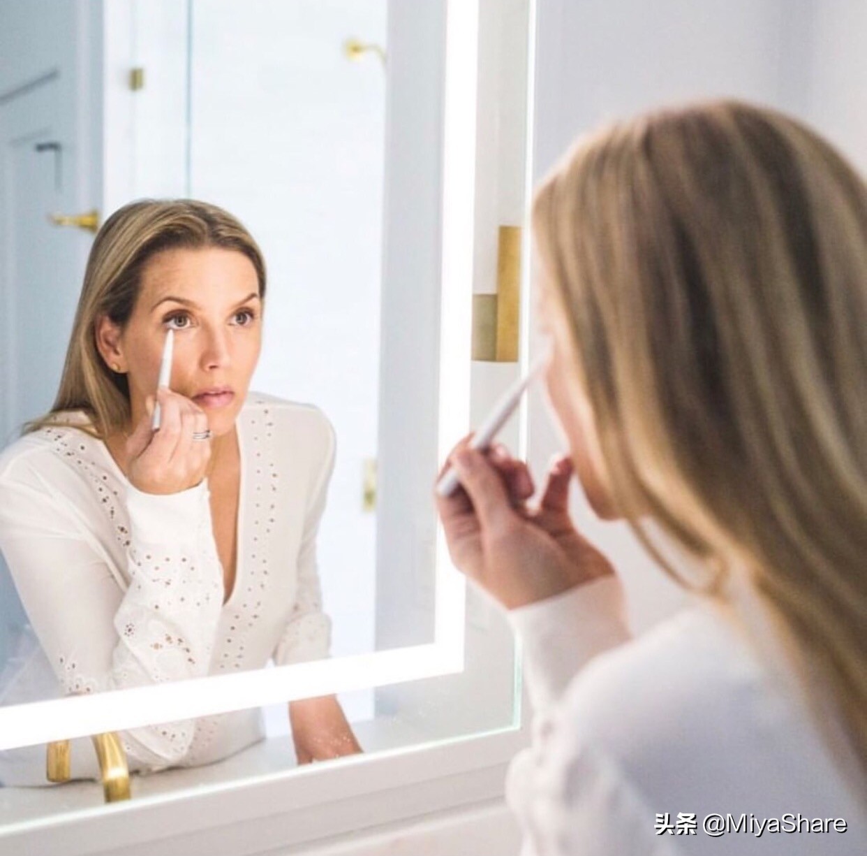 底妆氧化暗沉怎么解决,防止底妆暗沉的步骤