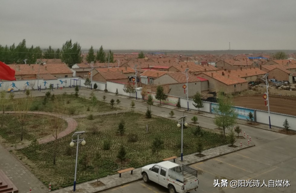 靡靡细雨中，走访乌素图镇