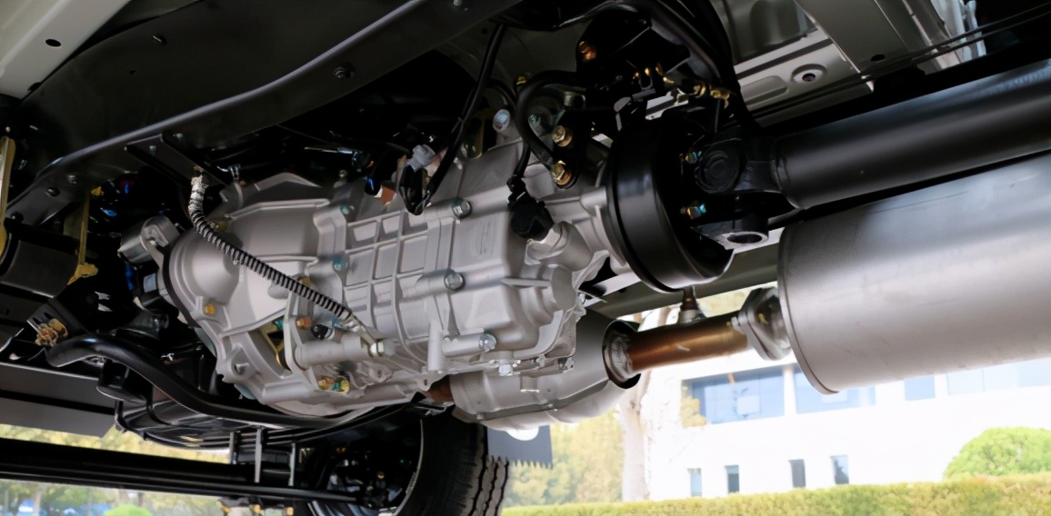 开货拉拉用哪种小皮卡好,既能拉货又能载人的皮卡推荐