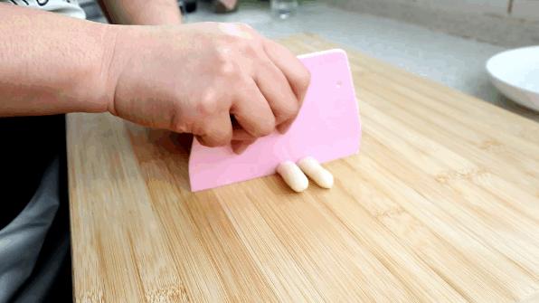 教你一道超好吃的炒年糕,如何做炒年糕又简单又好吃