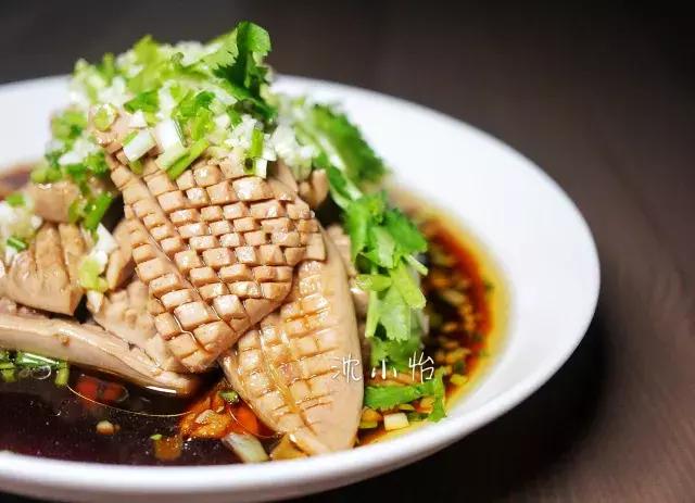 教你3招挑选好猪腰，这还不够，我还要教你3个小妙招，猪腰不发腥