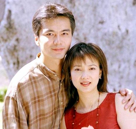 何晴二婚嫁三婚许亚军,许亚军与何晴的甜蜜生活