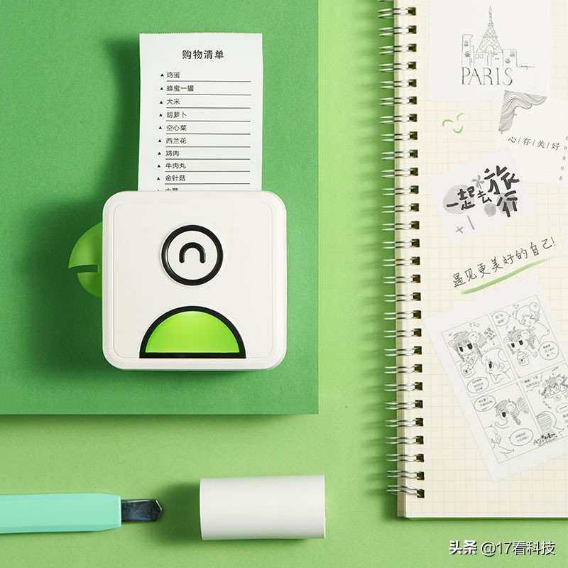 机身手掌大小，高精度打印头，图像清晰能保存22年，滑动开盖换纸