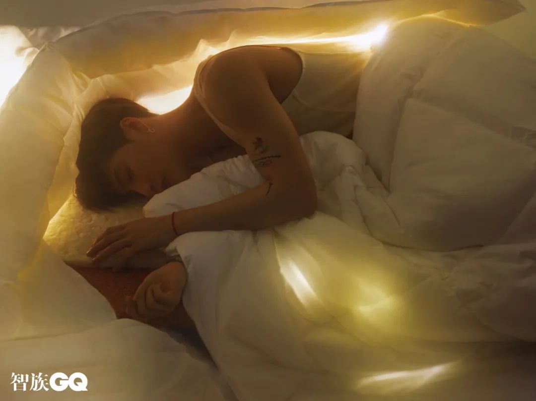 王嘉尔早期在哪里发展,王嘉尔性格怎么变了