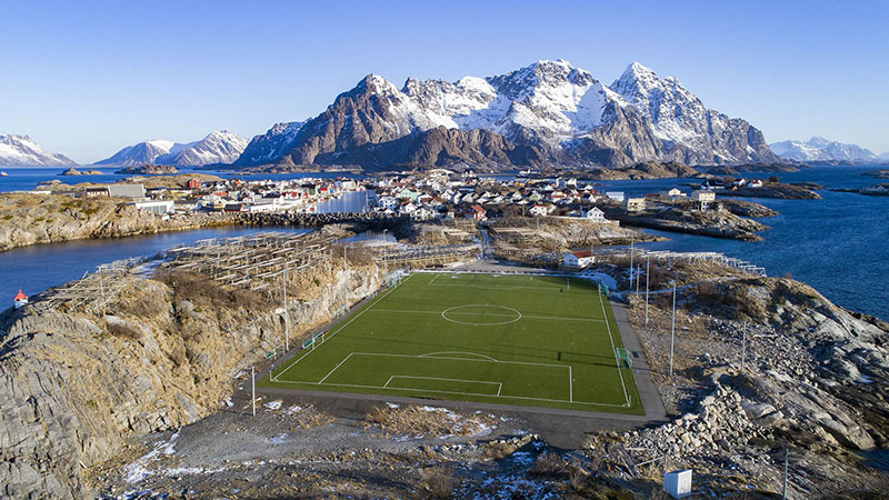 劳斯莱斯足球场,足球明星劳斯莱斯