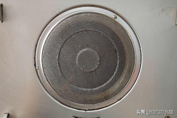 去除油渍小妙招清洗抽油烟机,如何清洗油烟机污垢最有效方法