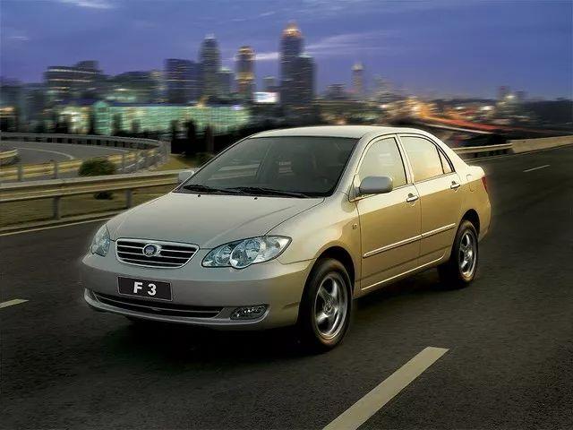 比亚迪f3四万多的有气囊么,2018年的比亚迪f3带安全气囊吗