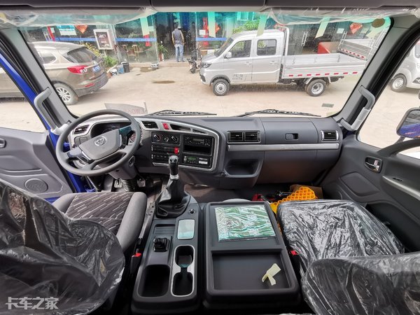 福田瑞沃es5渣土自卸车,合法装载2吨的轻卡