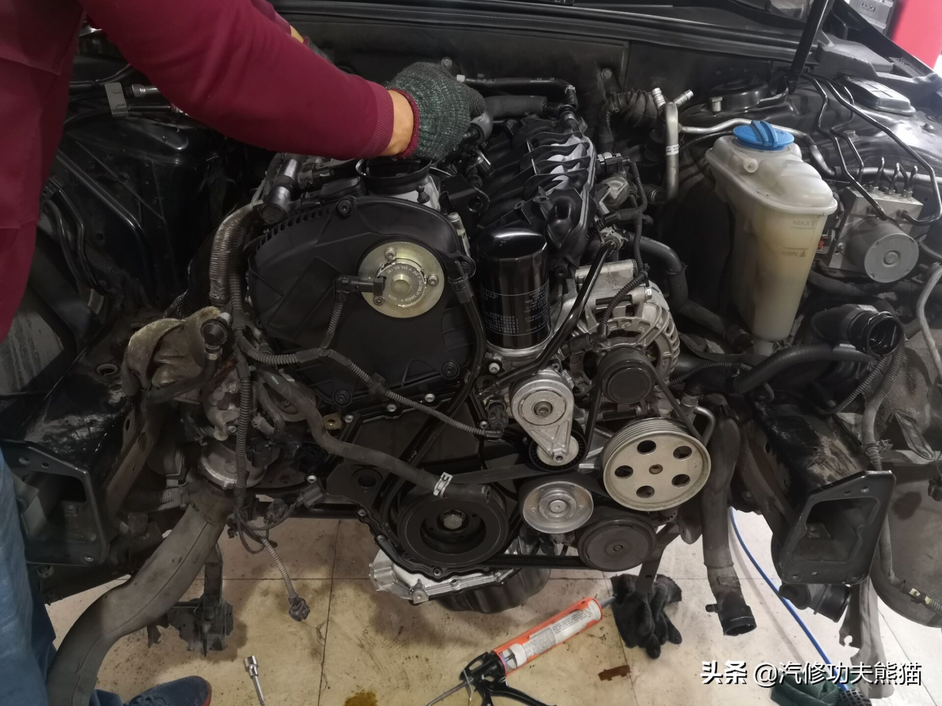 2013奥迪a4l烧机油怎么解决,奥迪a4l哪一款开始烧机油不严重