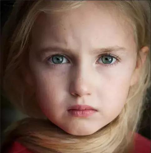 ps眼睛修图教程视频,ps怎么把闭着的眼睛打开