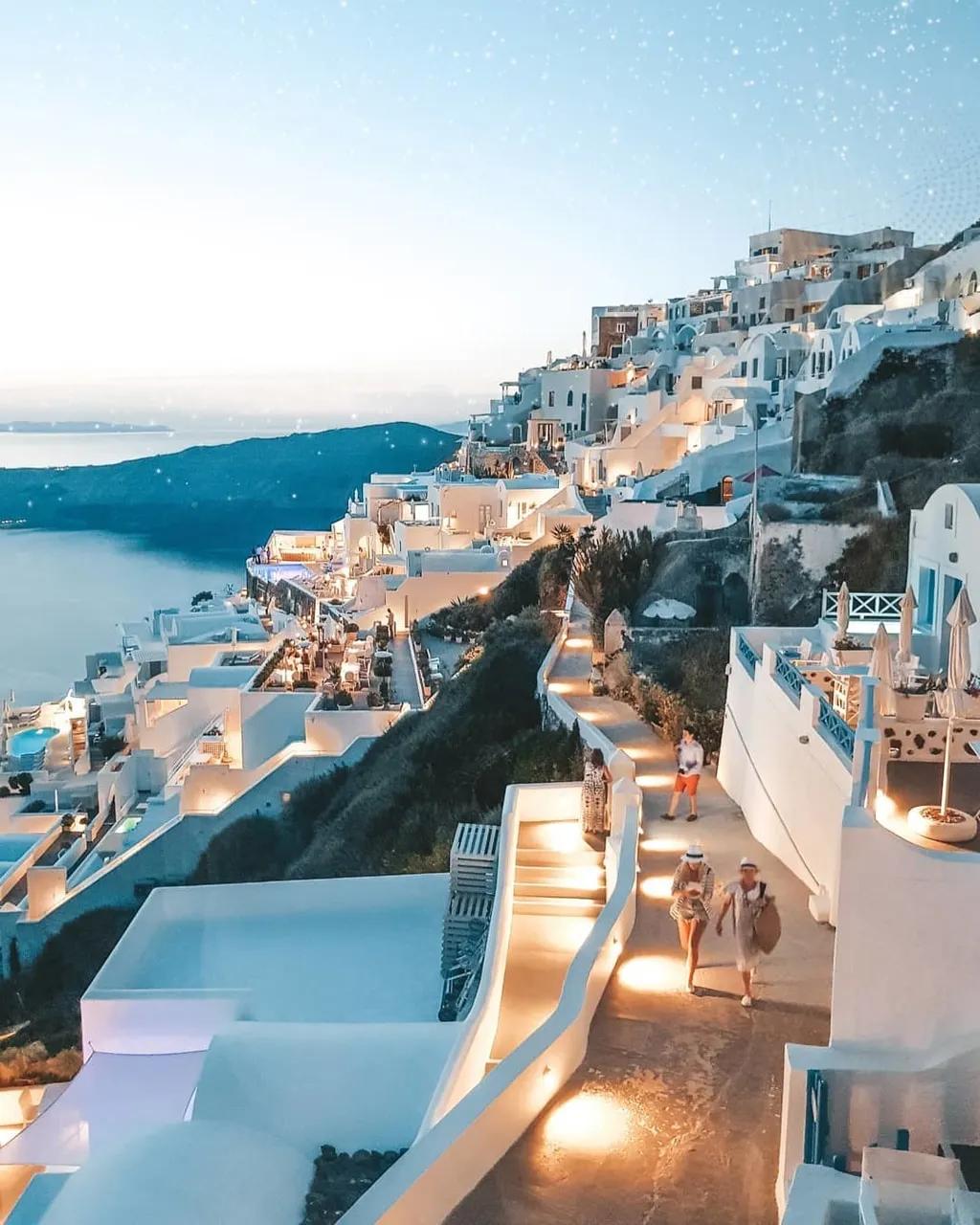 圣罗兰最经典的衣服,圣罗兰最经典款的衣服