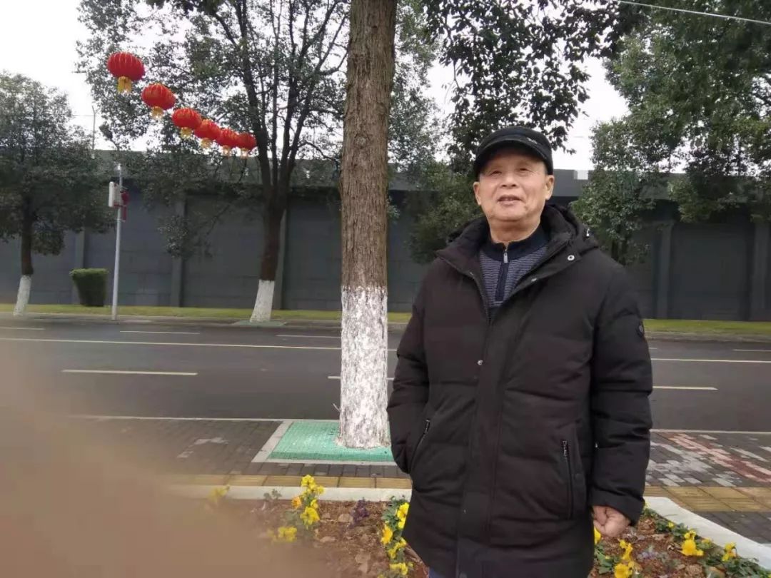 葛王佑保（中英双语）