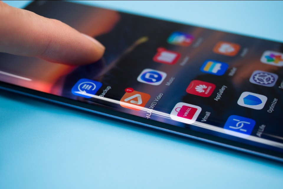 为什么手机曲面屏有一种高级感,曲面屏特别爱碎屏