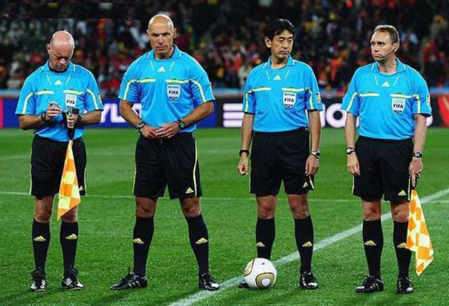 足球手抛球的规则,5人足球规则常识