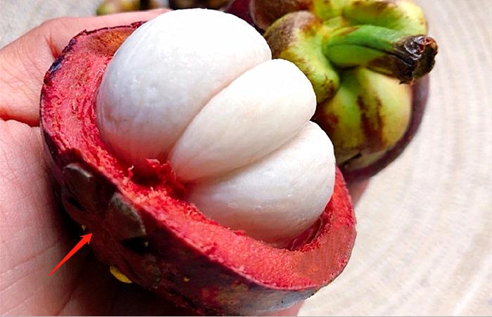 挑山竹要挑果壳硬的还是果壳软的,山竹是果壳比较硬好还是果壳变软