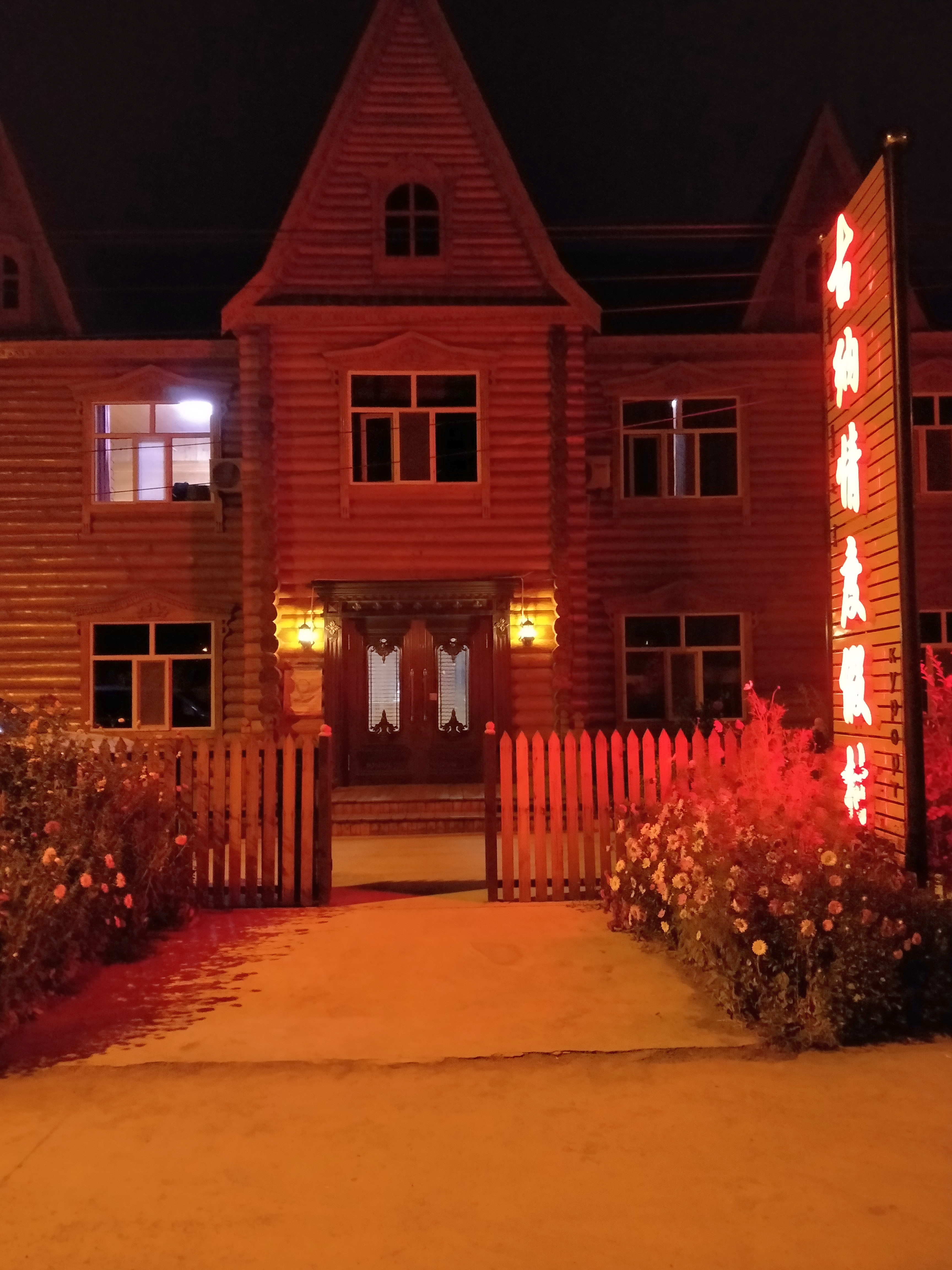 内蒙呼伦贝尔大草原自驾线路图,内蒙古察尔汗自驾游