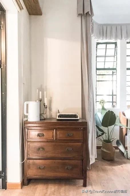 欧洲airbnb民宿,魔都这些超豪华泳池酒店