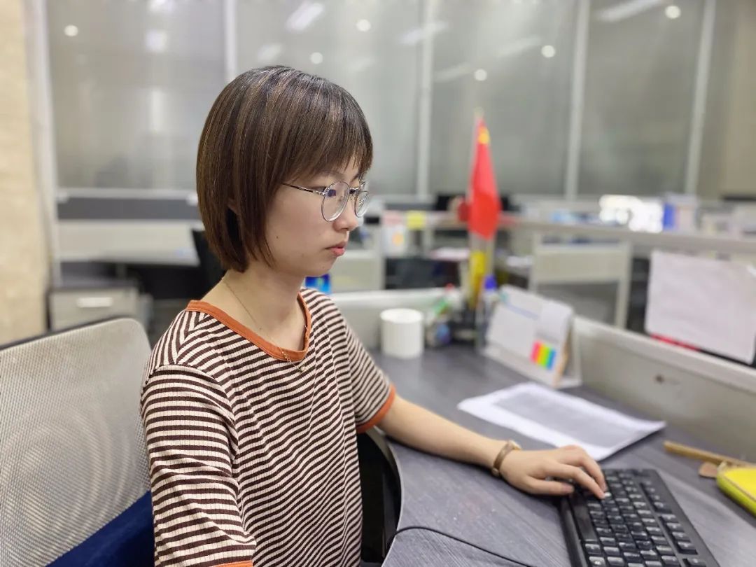 和润石业的财务部权利堪比手持尚方宝剑