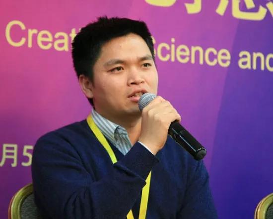 唱吧和全民k歌哪个效果好,唱吧和全民k歌打分哪个准