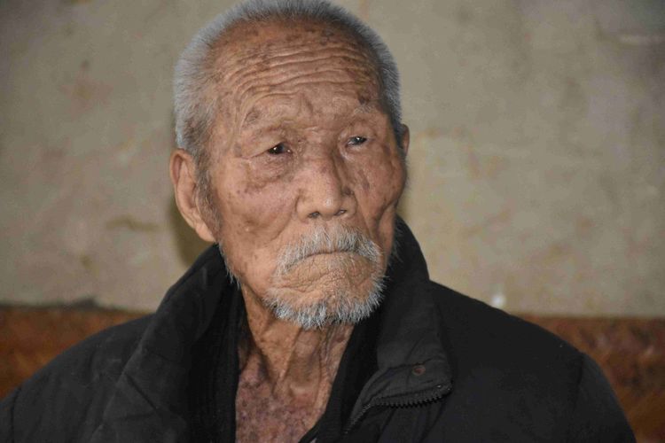 探访老党员活动记录,不忘初心牢记使命老党员走访纪实