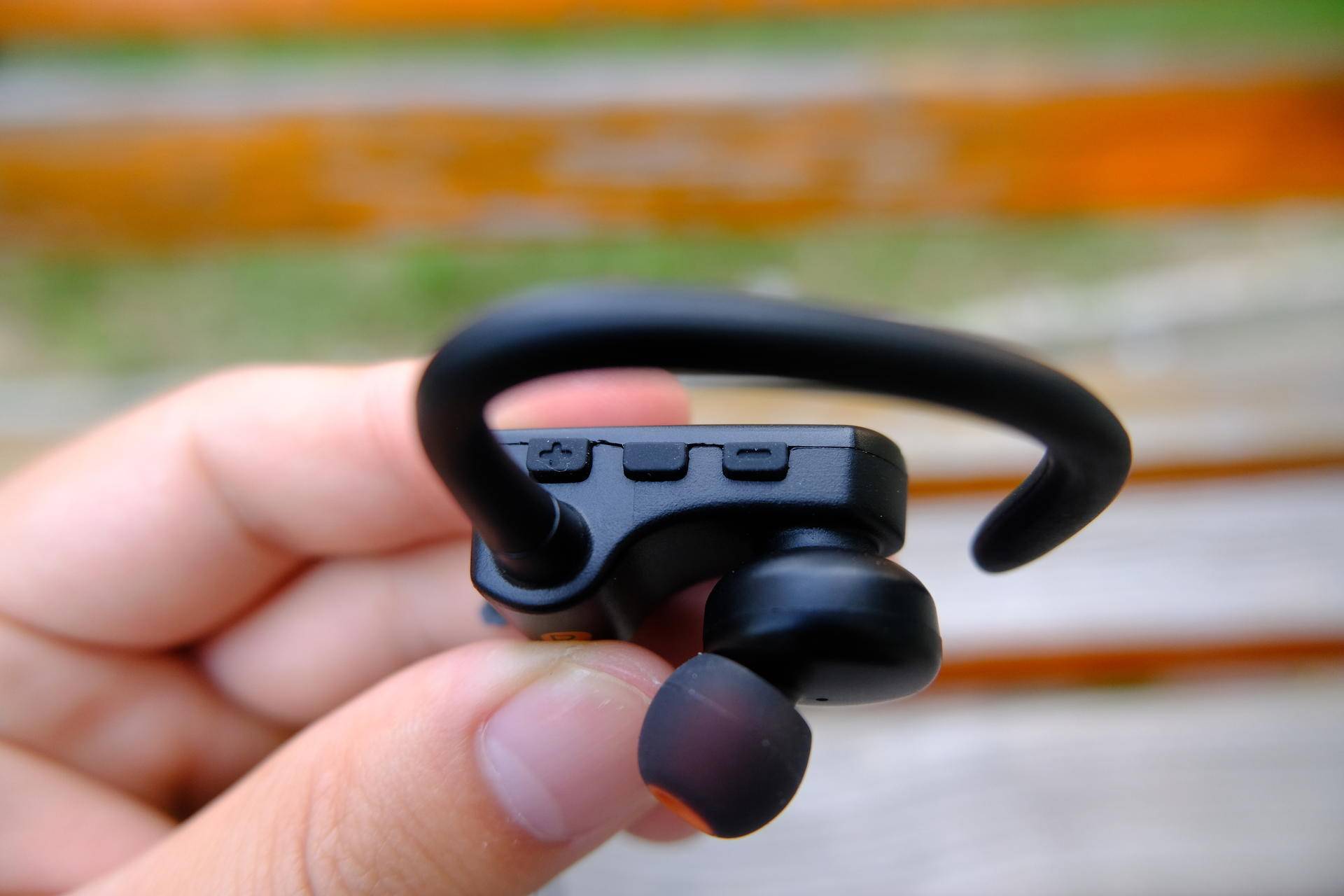 taotronic蓝牙耳机,taotronics百元运动耳机