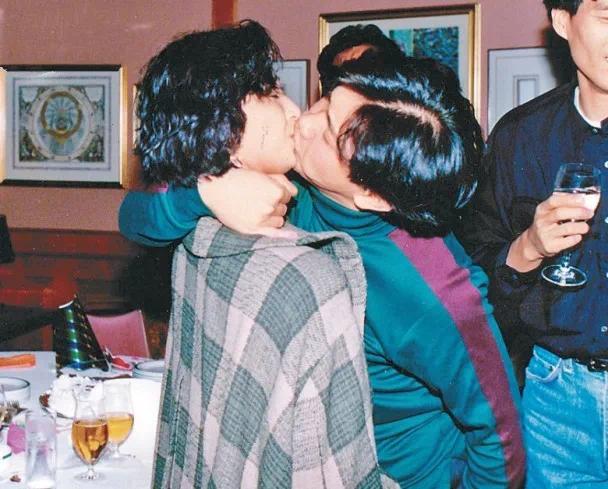 26岁嫁入豪门，与张国荣、刘德华传绯闻，24年后丈夫猝死枕边