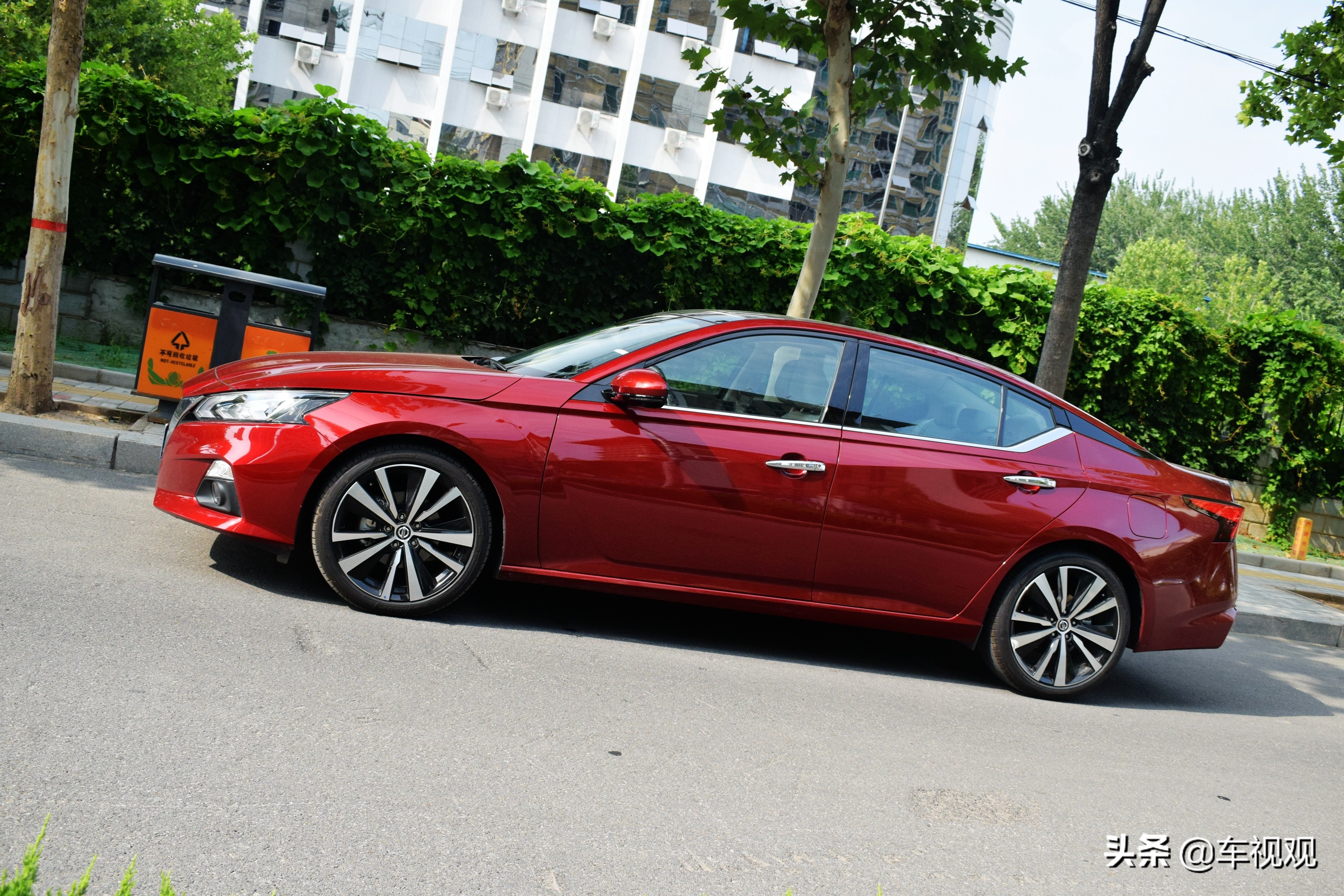 2021款天籁中保研碰撞测试,天籁碰撞测试中保研第一名