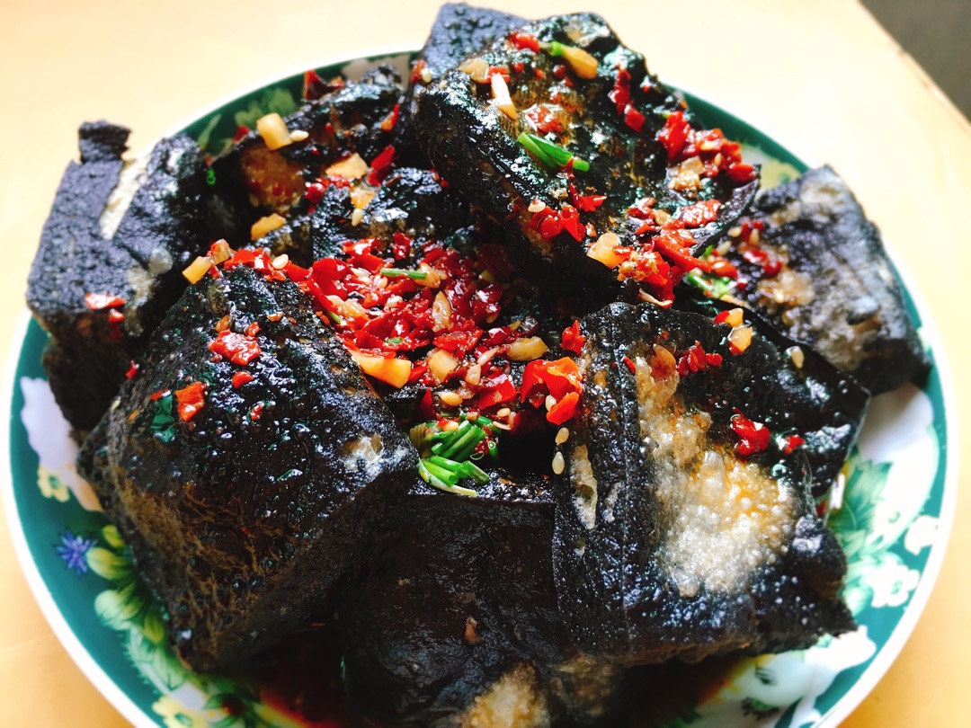 摆摊臭豆腐配方教程,摆地摊臭豆腐全套技术教学