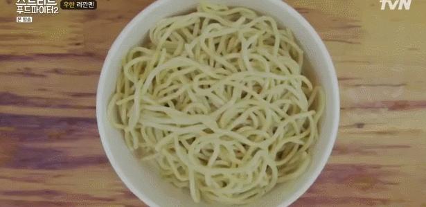 若不是为了生活谁愿意熬夜呢,若不是为了生活谁愿意熬夜到天亮