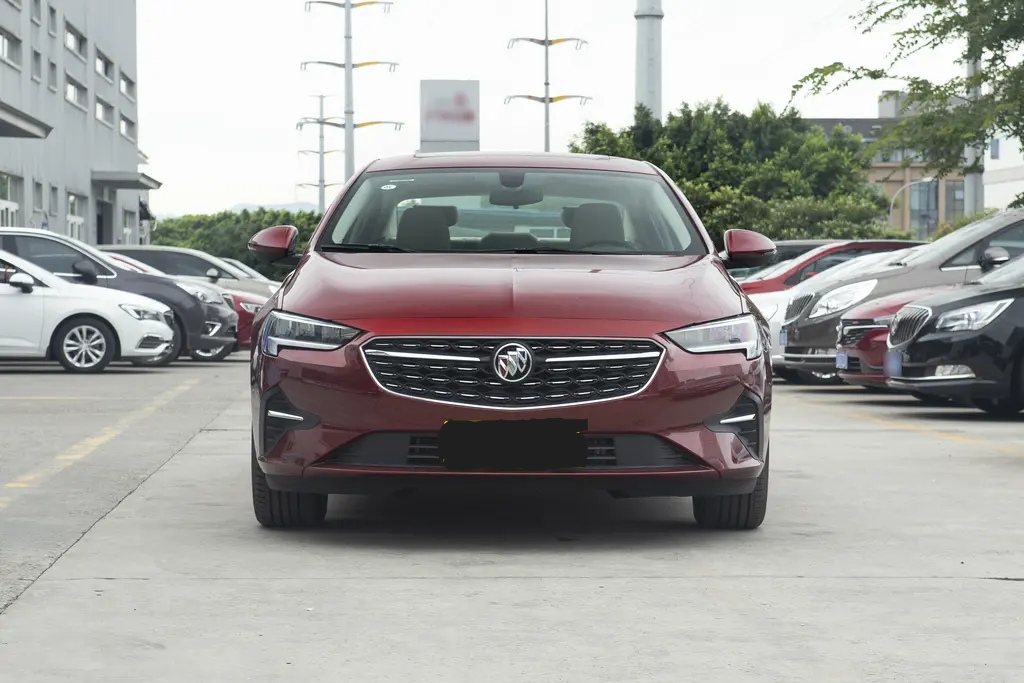 别克君威2.0t最新优惠价格,别克君威降价9万元