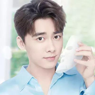 假如化妆品也有朋友圈，如何在双十一“点燃”