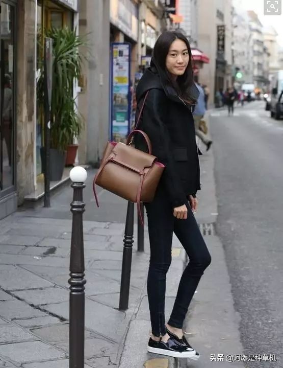 celinenano鲶鱼包,celine鲶鱼包pico奶茶