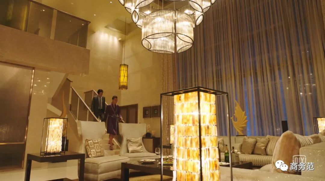 《再创世纪》告诉你，香港顶级富豪鄙视链