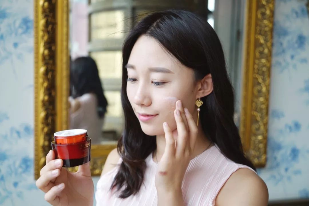 保湿滋润效果好的秋冬季面霜,这个秋冬让肌肤喝饱水