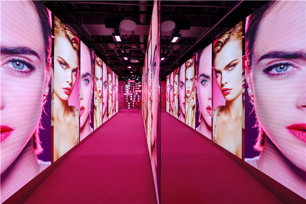 被吹爆的化妆品,迪奥dior粉唇妆