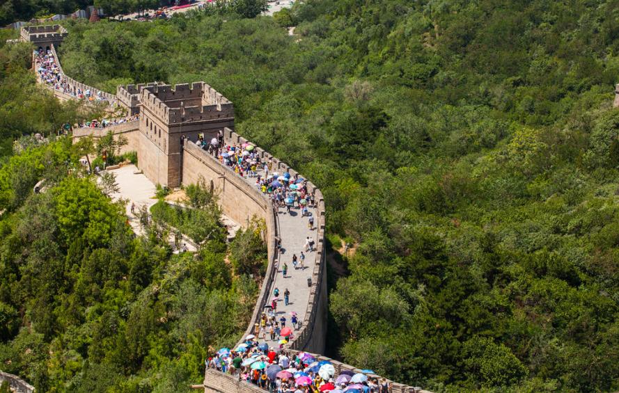 万里长城不会影响社会的交通吗,万里长城到底起了什么作用