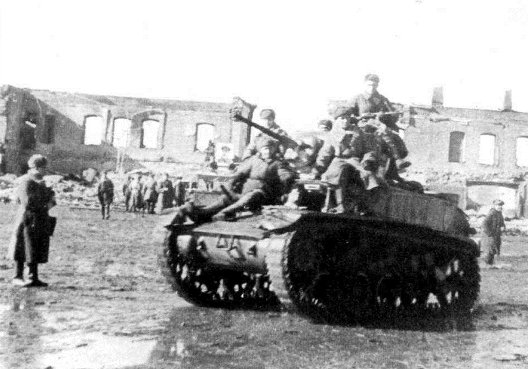 造型紧凑速度快，轻巧灵活机动好，在苏联颇受好评的M3轻型坦克