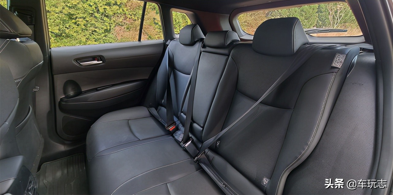 丰田卡罗拉2021款1.5精英care版,卡罗拉cross跨界版本