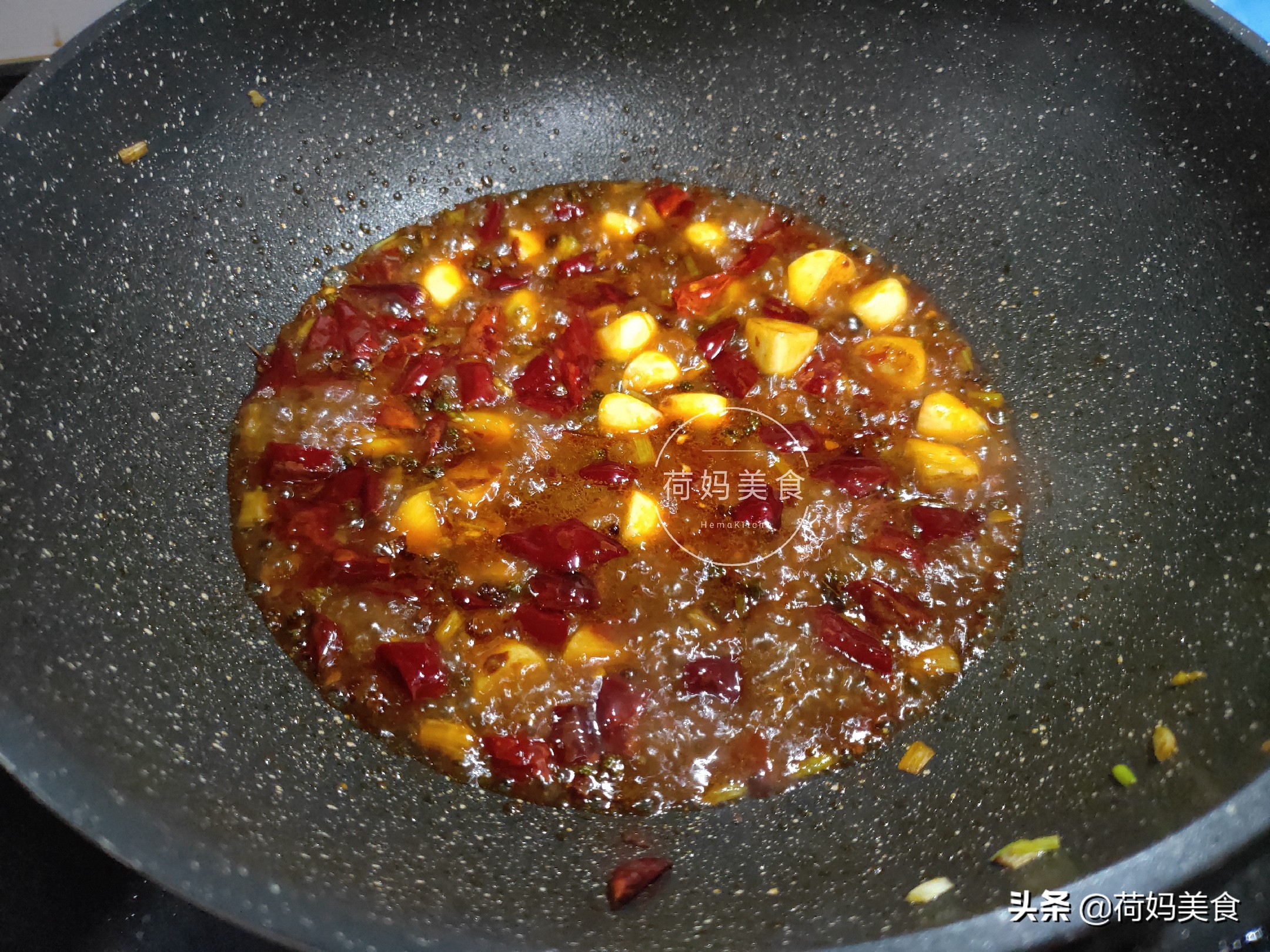 虾仁简单又下饭的做法很香很够味,虾仁的美味做法总有一款你喜欢