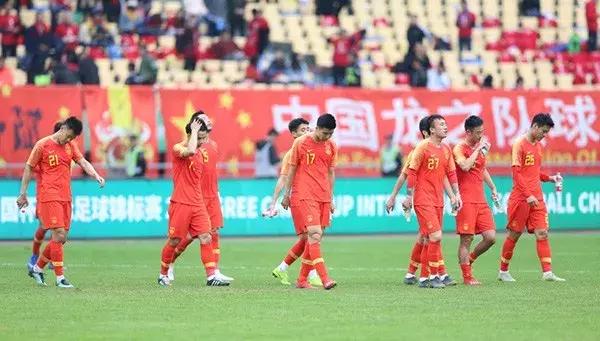 韦世豪最霸气的射门,韦世豪踢世界波