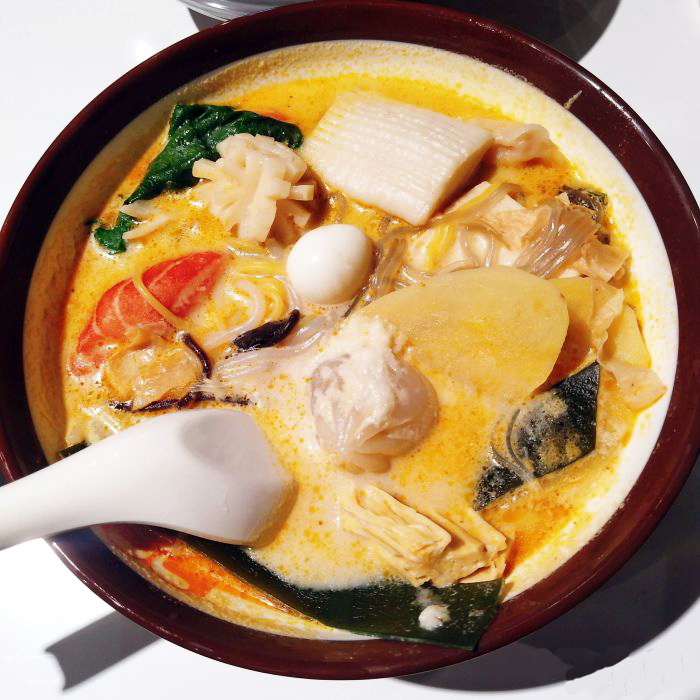 麻辣烫是东北的还是四川的,东北和四川的麻辣烫哪个好吃