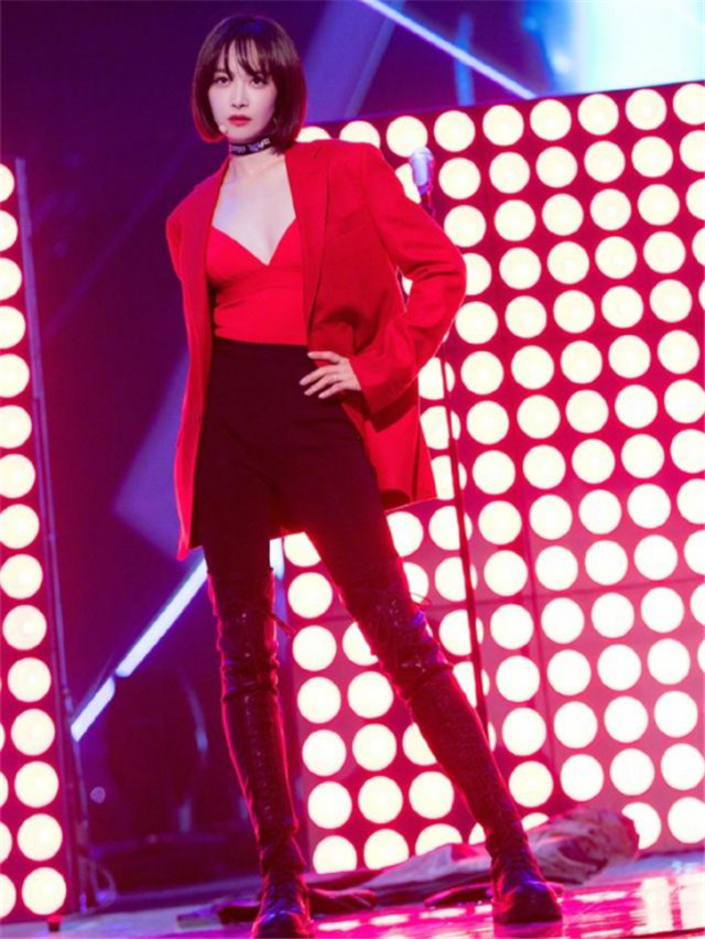 宋茜戚薇穿衣搭配,宋茜戚薇夏天穿搭