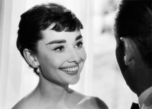 眼袋的*伤杀**力有多大？让小姐姐欲哭无泪