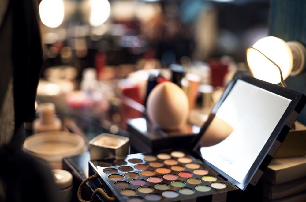 开大牌美妆集合店怎么样,投入30万开店