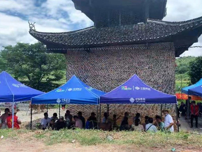 探访百岁老人公益,探访高龄老人暖心在行动