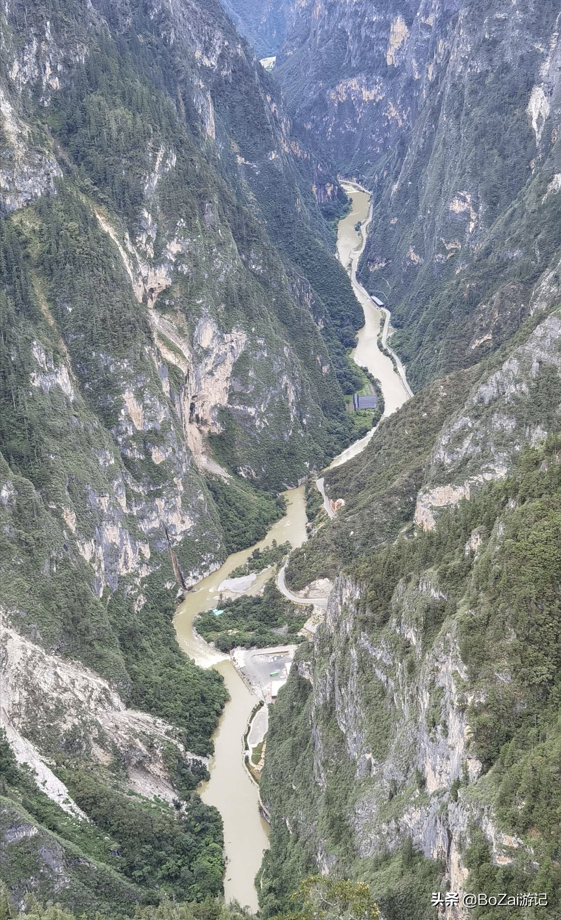 云南迪庆有哪些旅游景点,迪庆最值得去的景点有哪些地方