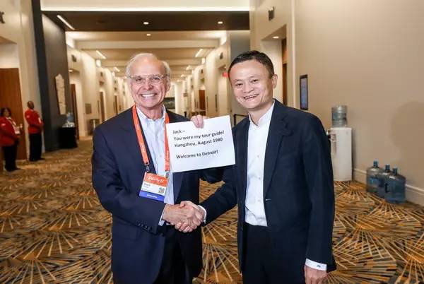 苏世民谈马云完整视频,苏世民和马云什么关系