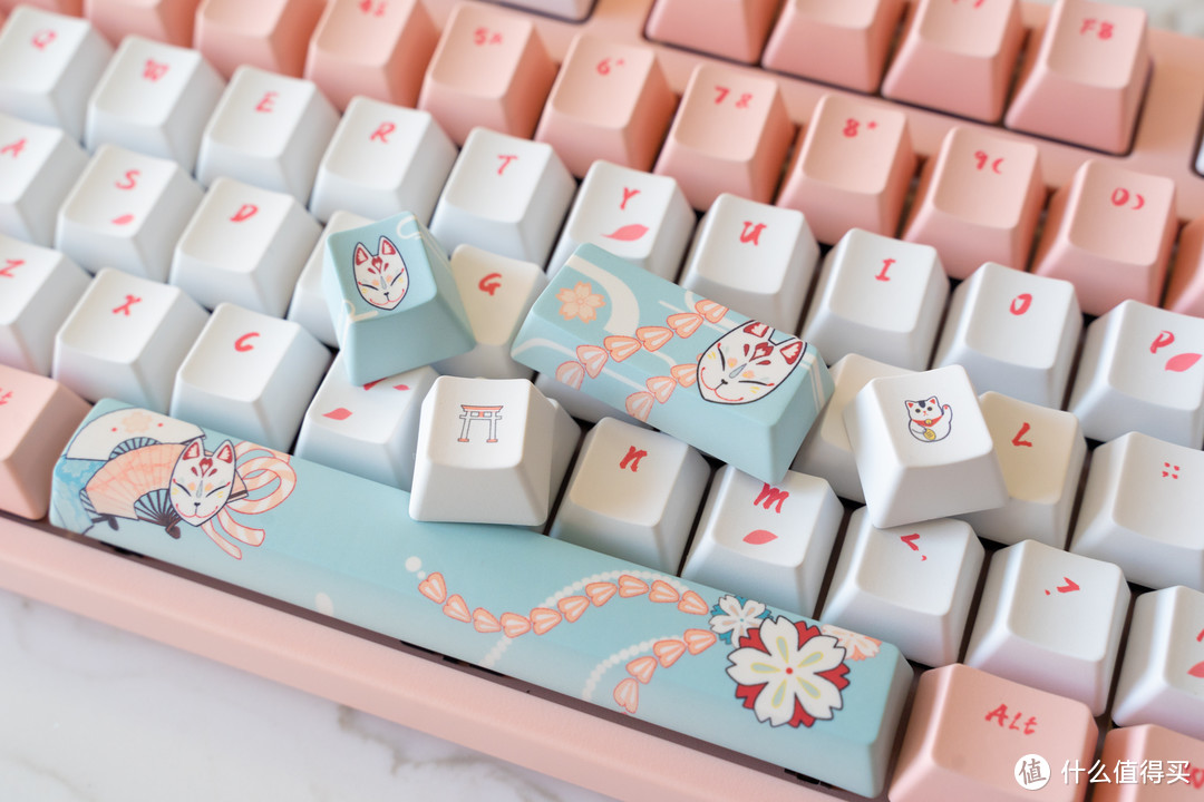 618键盘购买指南：国产外设品牌，高颜值特色键盘盘点