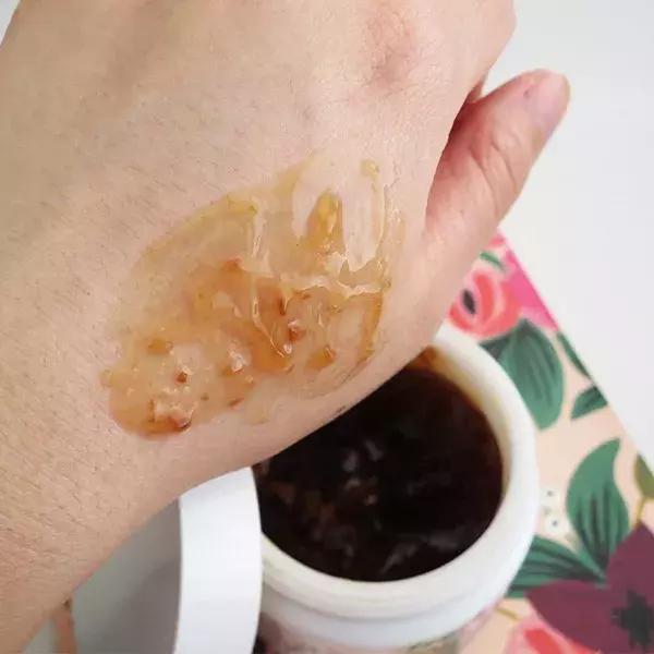 毛孔黑粗大收缩毛孔最有效的方法,毛孔粗大怎么办教你几招收缩毛孔