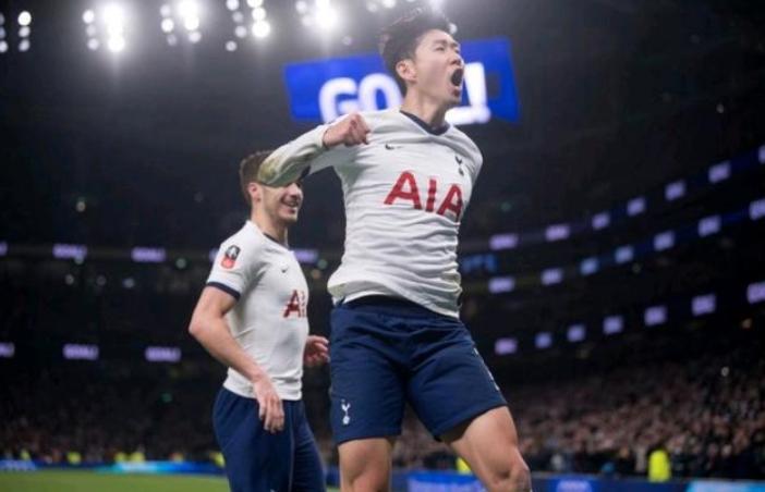 欧冠33分钟狂轰两球,疯狂2-2拜仁争冠